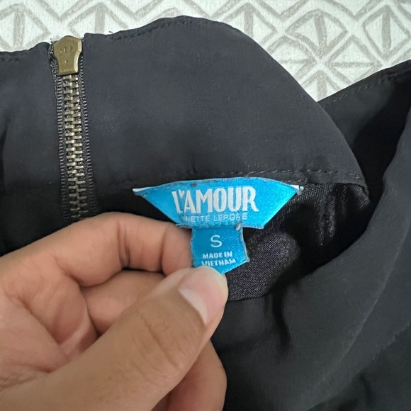 High-Low Black Sheer Skirt - Picture 3 of 6